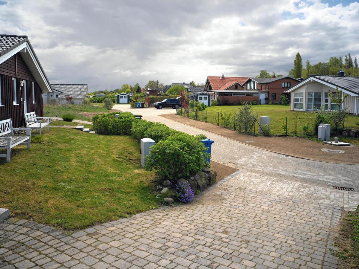 Daenische Ferienhaeuser Am Salzhaff Haus Kaept'N Nemo Insel Poel Exterior photo